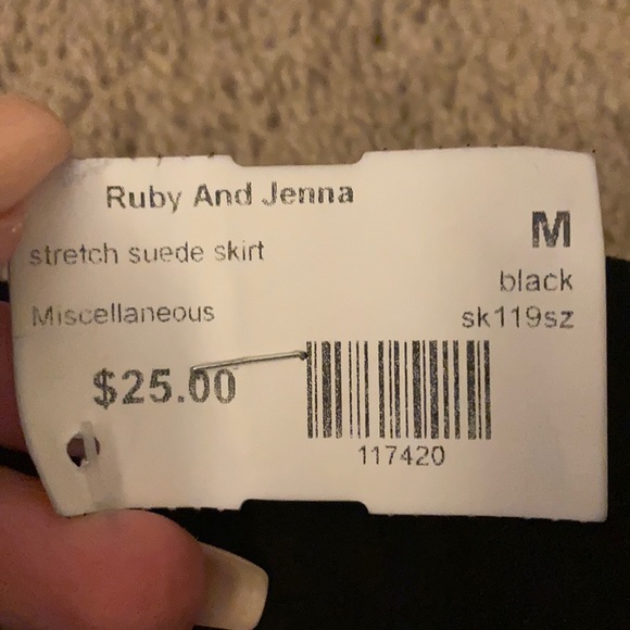 BRAND NEW black skirt - Picture 2 of 2